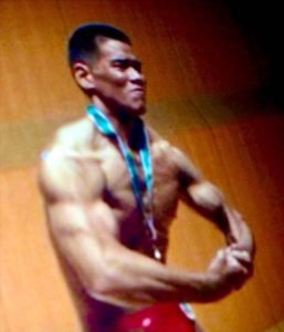 筋トレ初心者にオススメするやり続けた方が良いたった３つの筋トレ